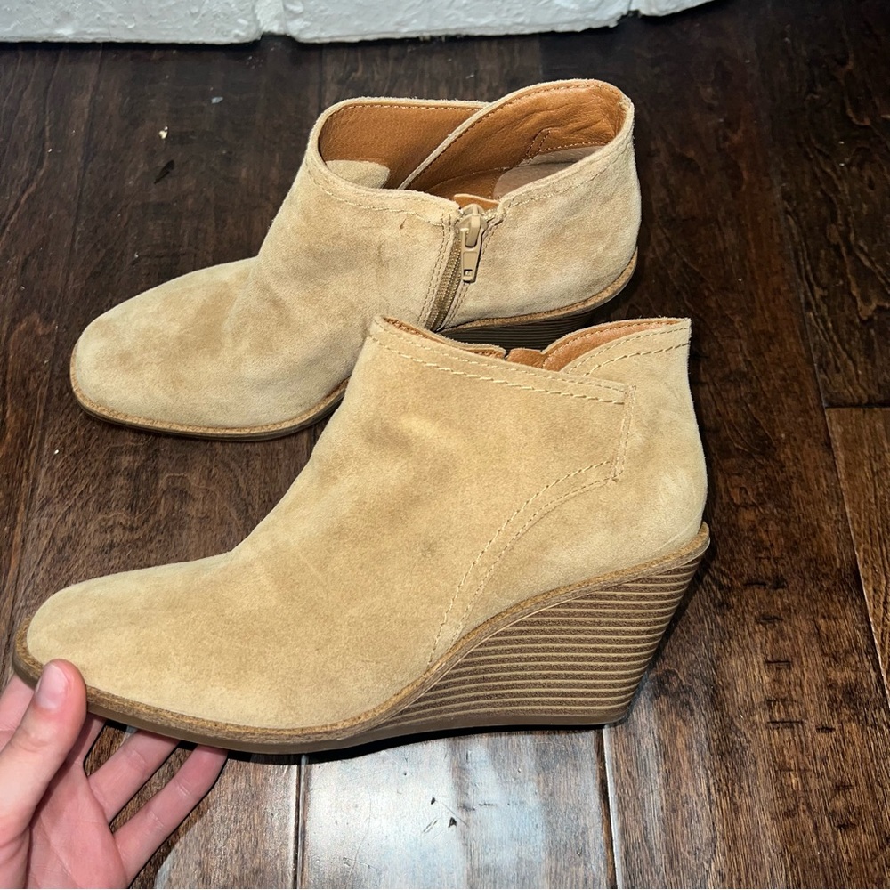 Lucky Brand Suede Boots Size 7